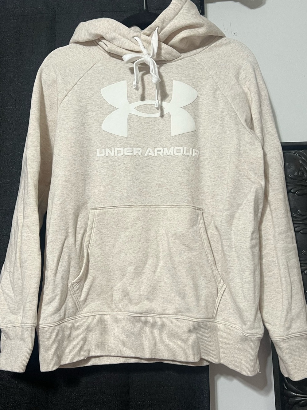 Women’s cream colored hoodie